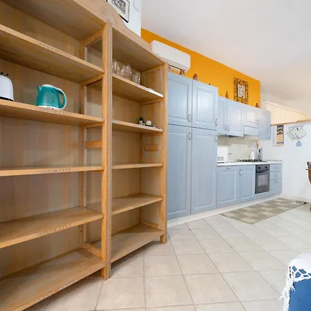 Giallo Apartment *