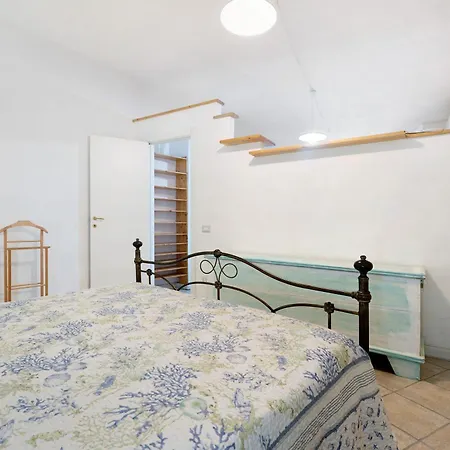 Apartment Giallo